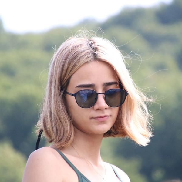 محدثه شاکری